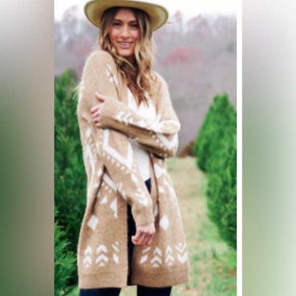 NWT Altar’d State Boho Aztec Taupe Tribal Print Cardigan Bohemian Sweater XS/S - Picture 4 of 4